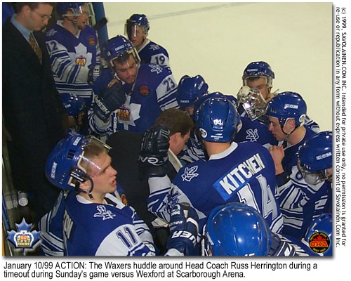 Waxers Huddle during a timeout