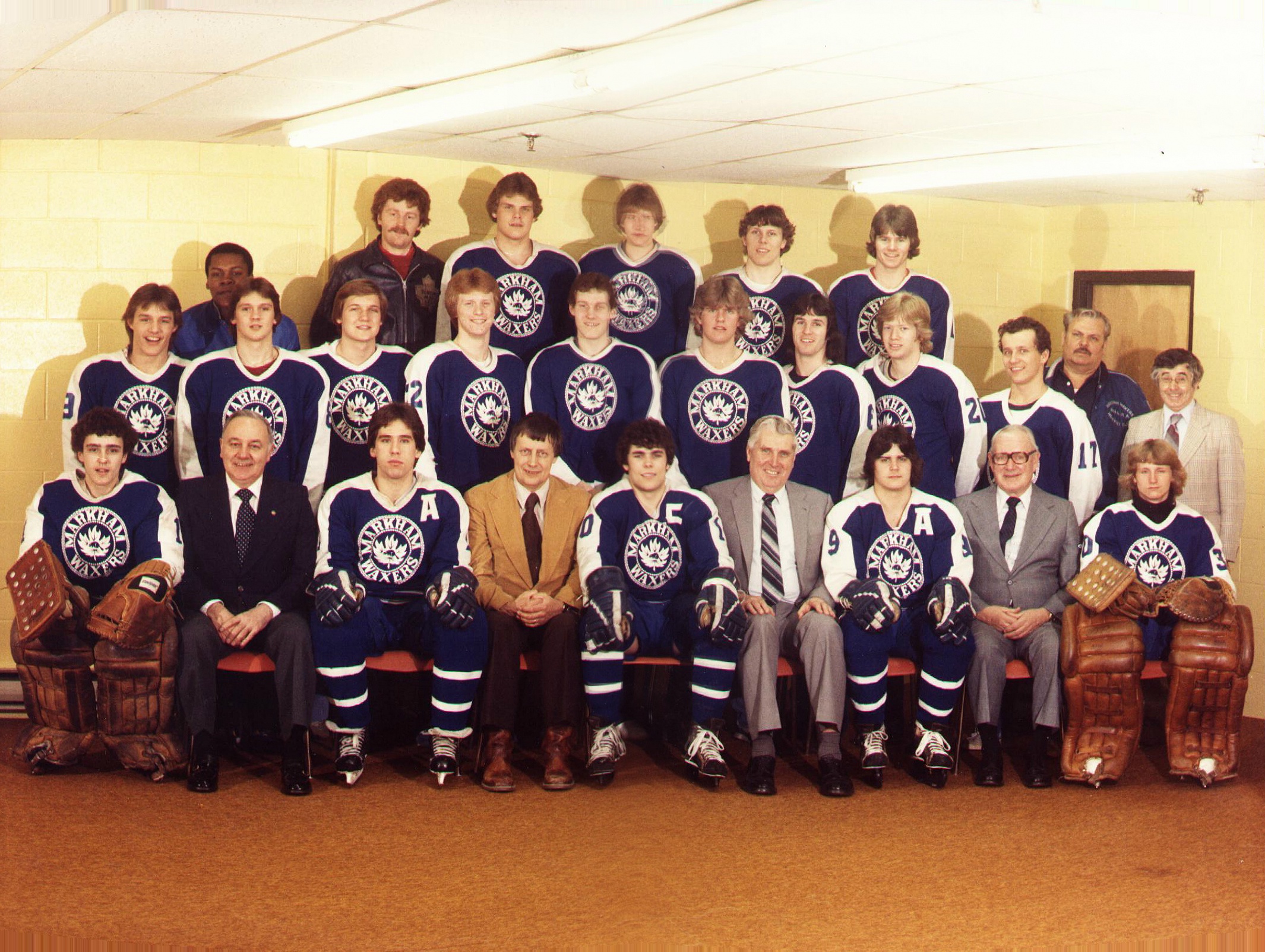 The 1981-82 Markham Waxers featuring Adam Oates and Steve Thomas...can you find them?